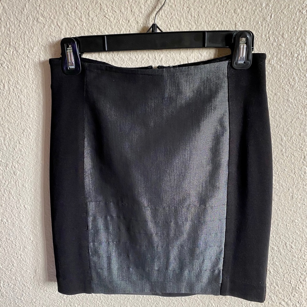 Bebe mini skirt
